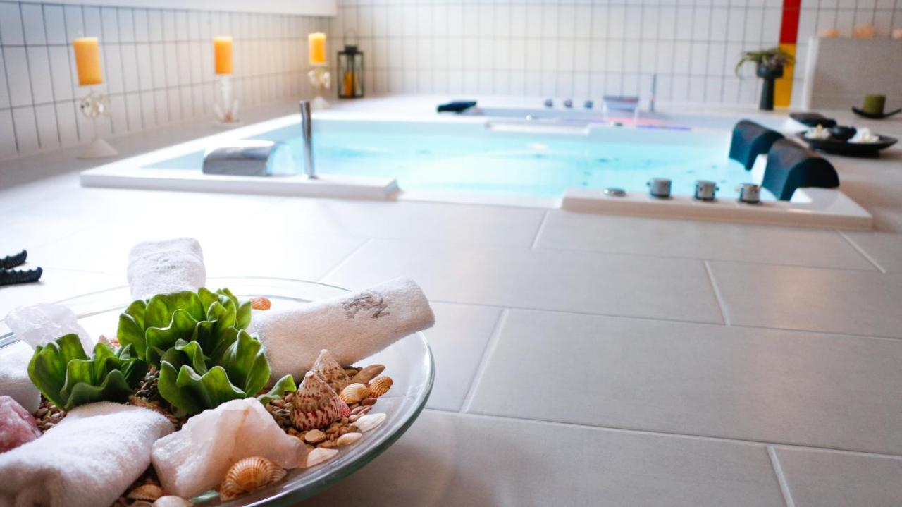 Park - Hotel Inseli Romanshorn Eksteriør bilde