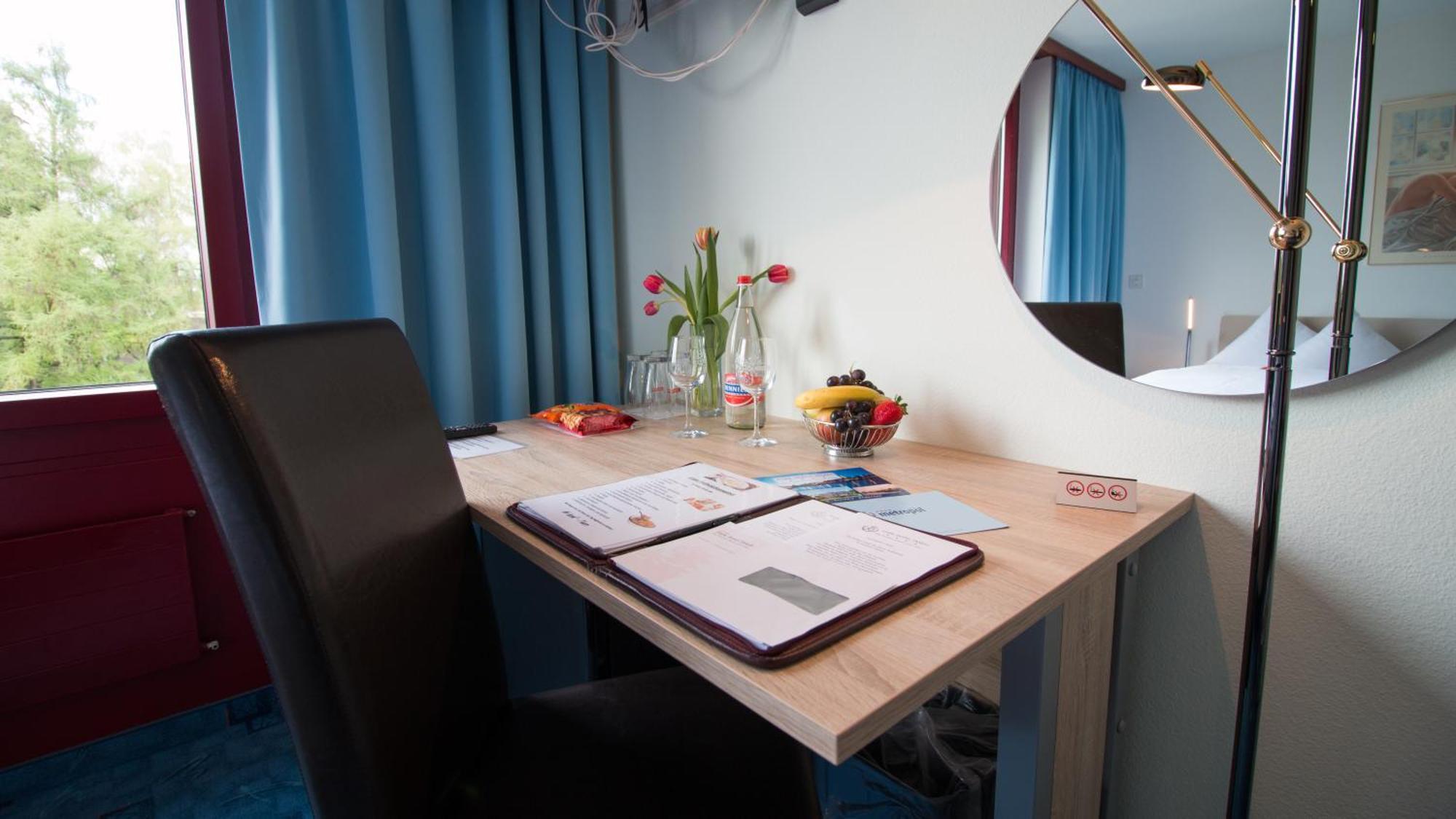 Park - Hotel Inseli Romanshorn Rom bilde